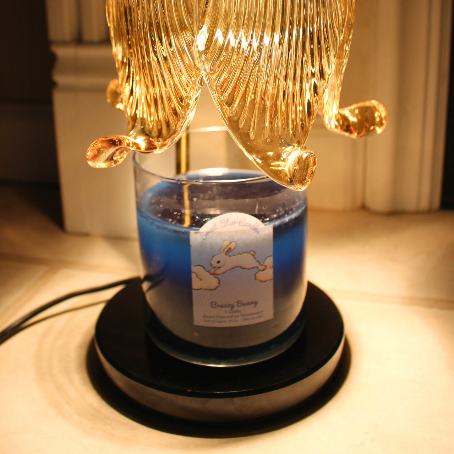 Wickless Candle Breezy Bunny Scented | 14 oz